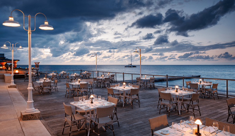 Sandals, Bayside Patio